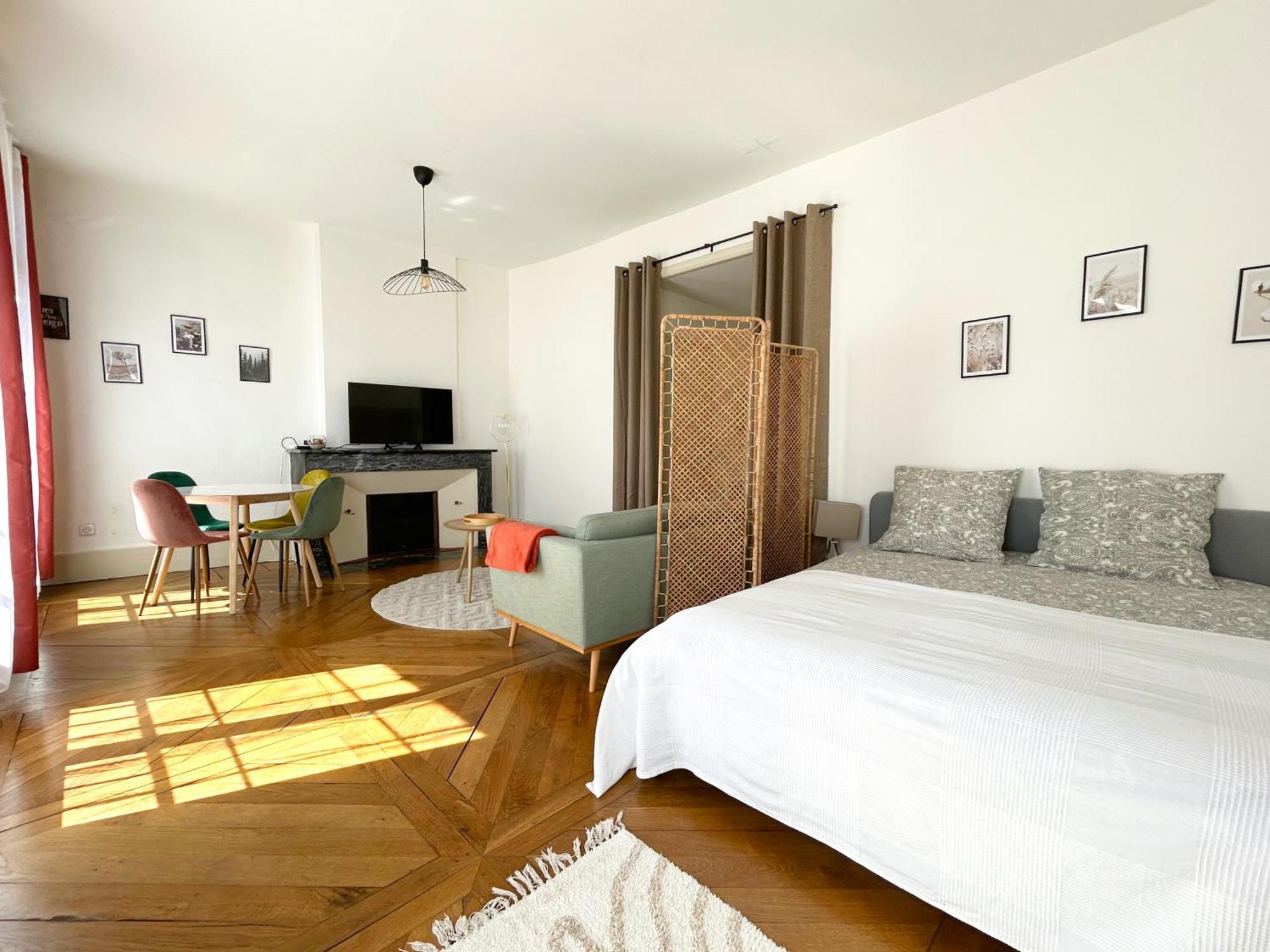 Emma - Centre Historique - Parking Privee Apartment ออช ภายนอก รูปภาพ